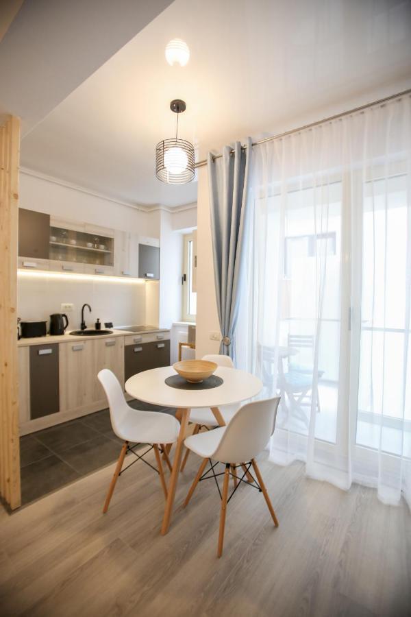 Premium Studios Mamaia Nord - Marea La 50M Navodari Dış mekan fotoğraf